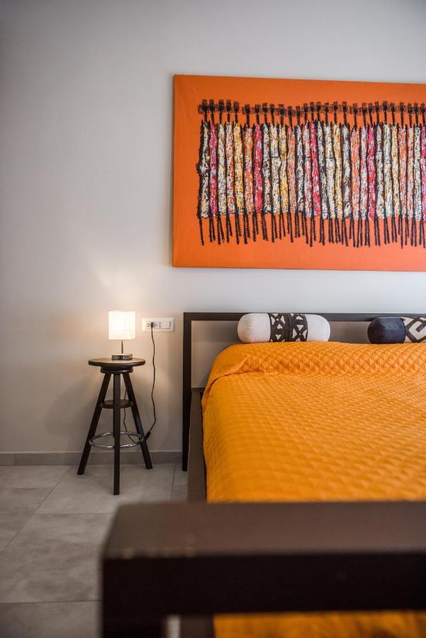 Casa 3 Santi, Your Contemporary Home In Roma Exterior foto